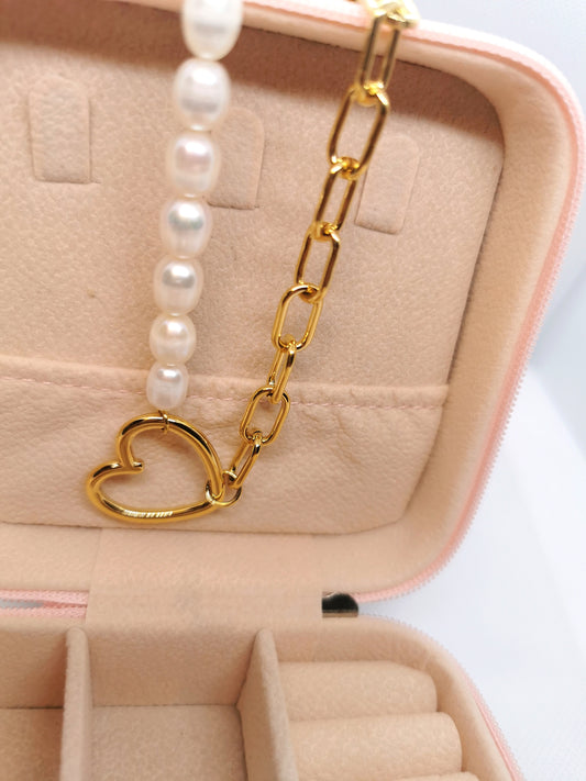 Hera Necklace