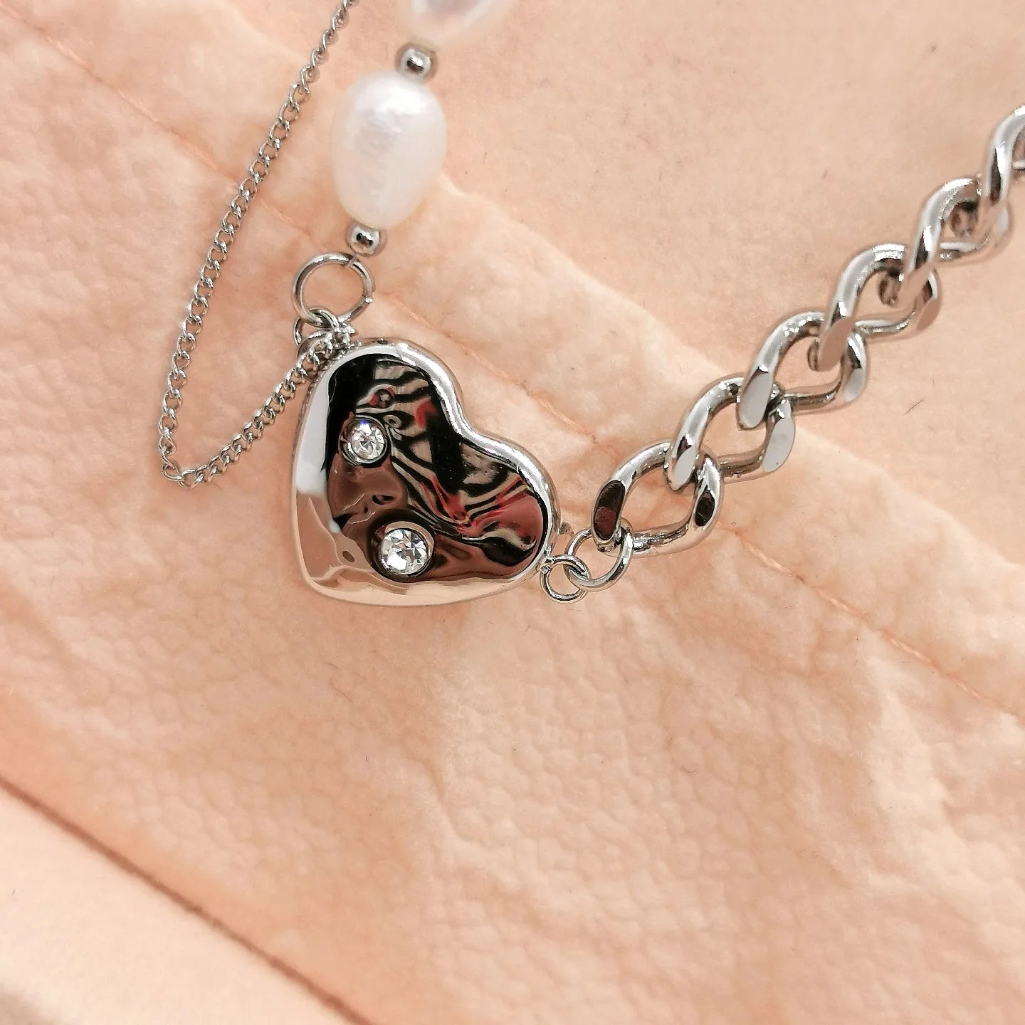 Sweet Pearl Necklace