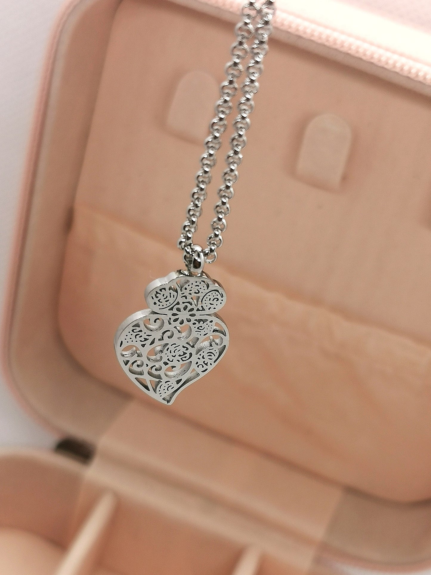 Viana Necklace