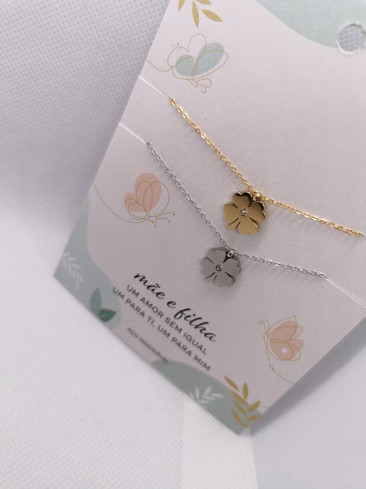 Mother and Daughter Clover Bracelet