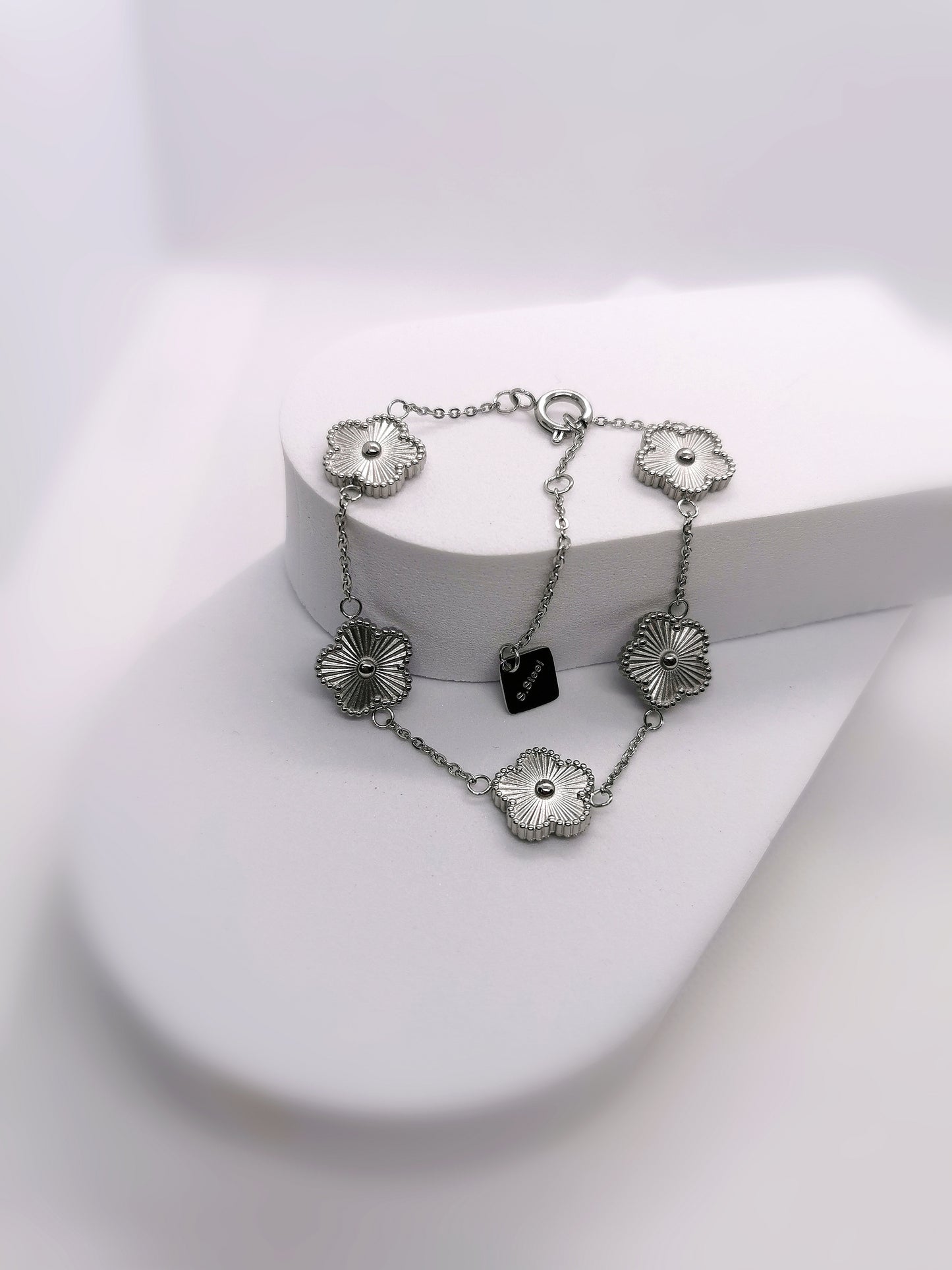 Carry Bracelet