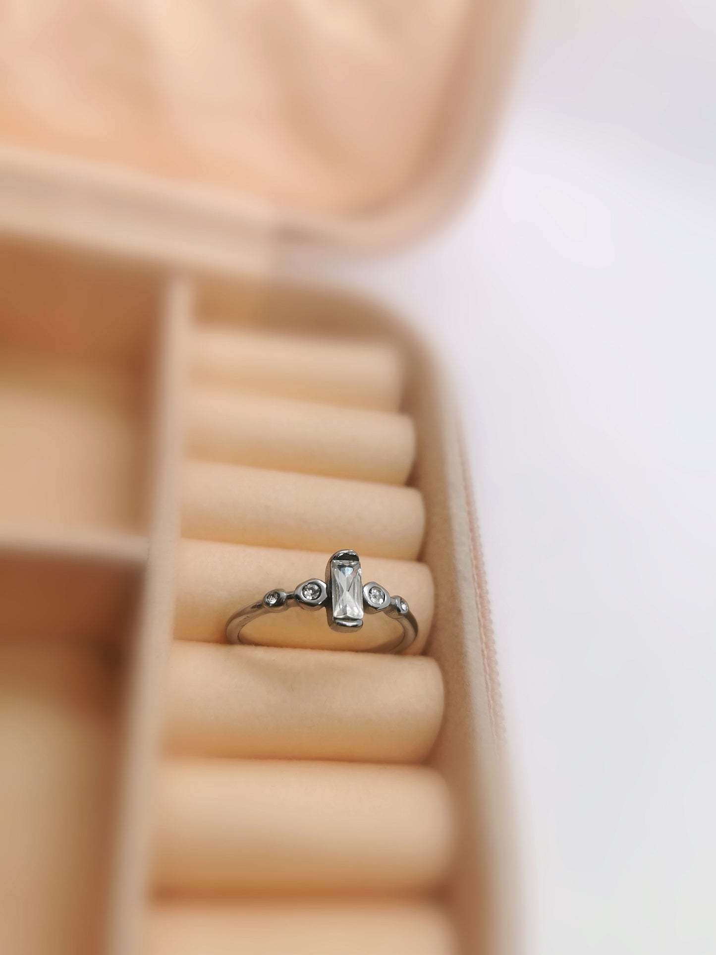 Antonella Ring