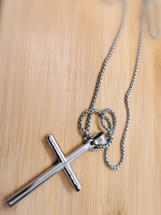 La Cruz Necklace