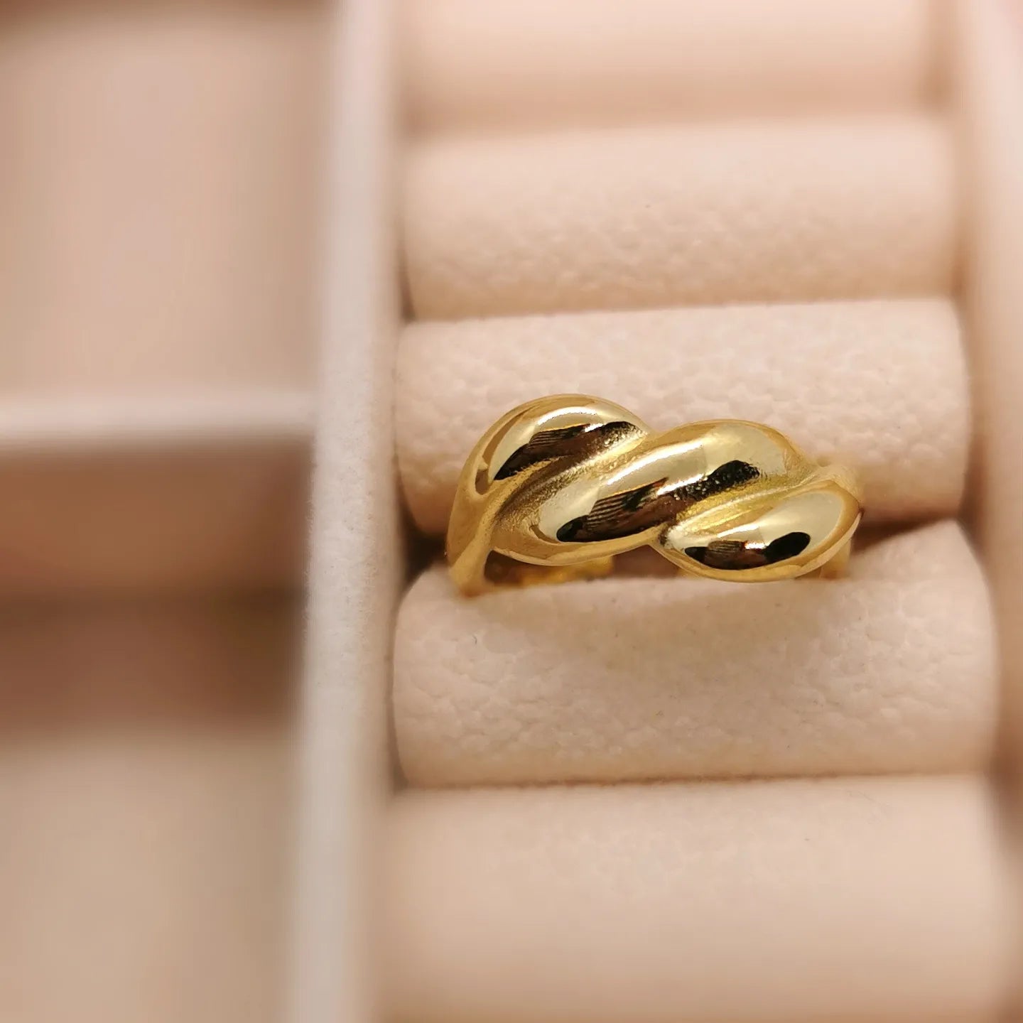 Croissant Ring